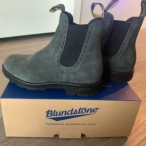 Blundstone #1630 High Top Rustic Black *never worn*